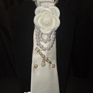Elegant White Floral Tie with Pearl Accents